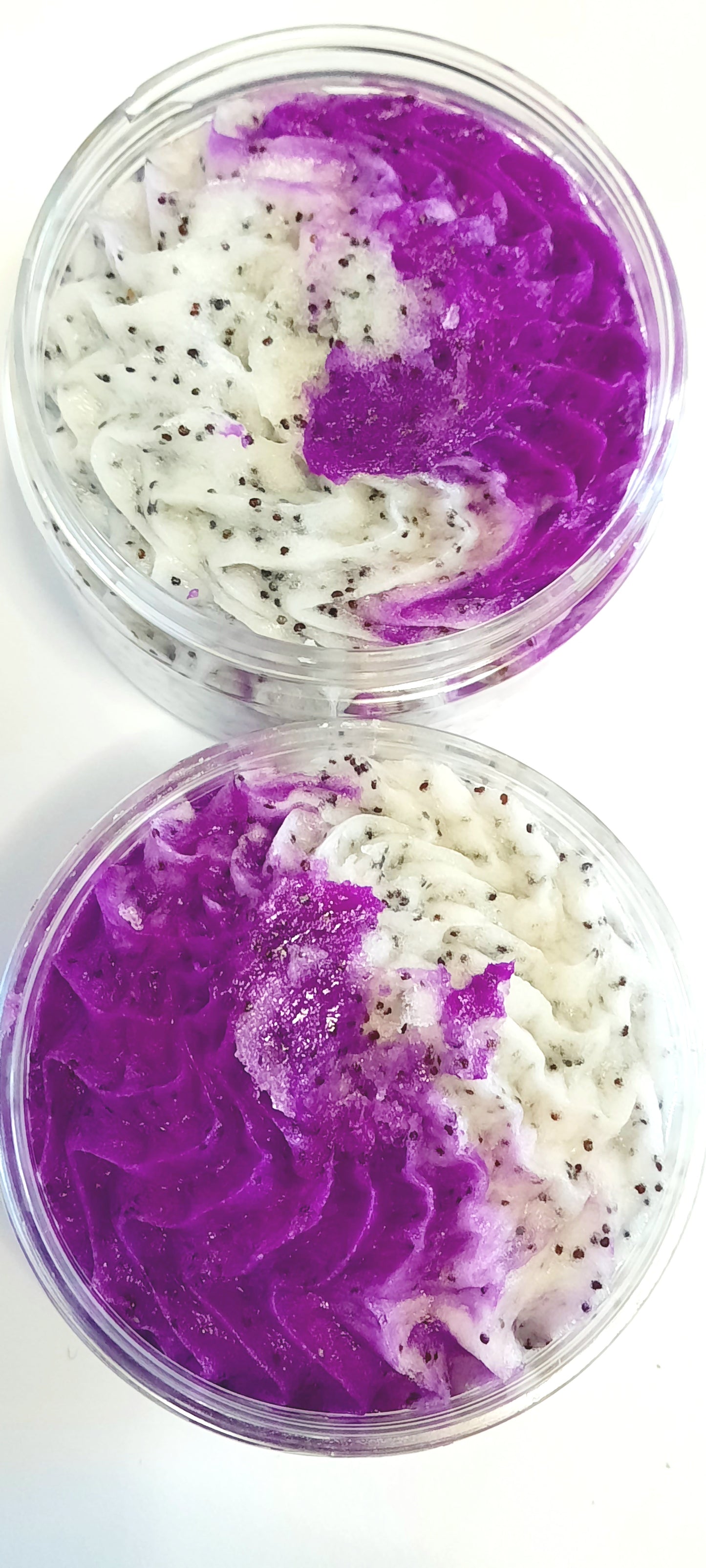 BODY SCRUB - AMAZING GRAPES W/ POPPY SEEDS